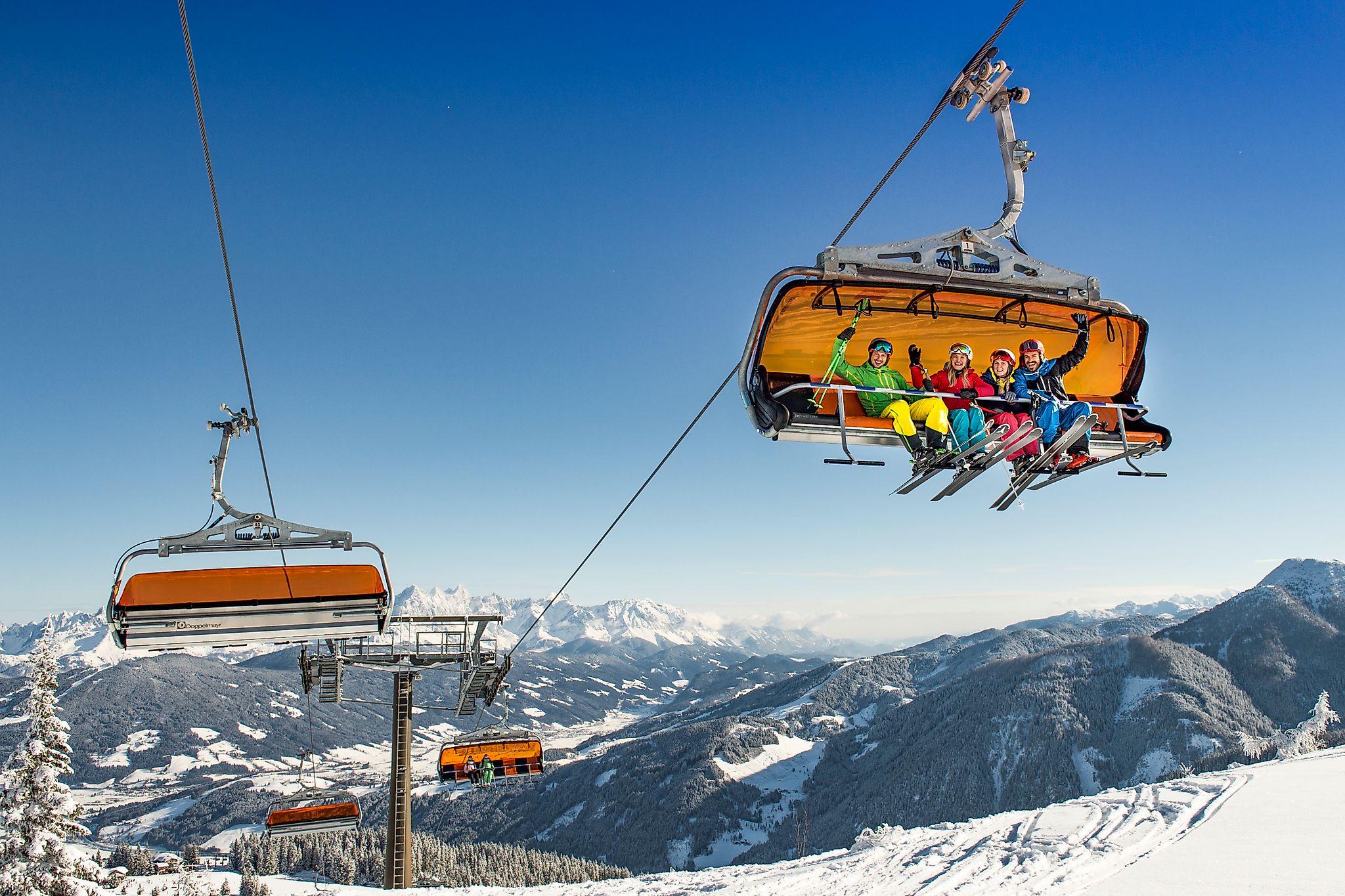 <p>Comfortable ascent with the most modern lifts in Snow Space Salzburg Flachau.</p>